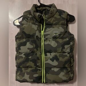 Primark Kids Camo Vest with Neon Green Zipper